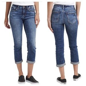 Silver Suki Mid-Rise Capri Jeans Size 30
